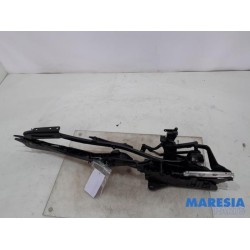 Peugeot - 307 - Convertible top hinge