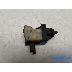 Citroen - C4 Grand Picasso - Tank flap lock motor