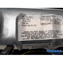 Citroen - C4 Grand Picasso - Airbag knie links