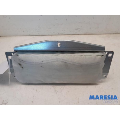 Citroen - C4 Grand Picasso - Right airbag (dashboard)
