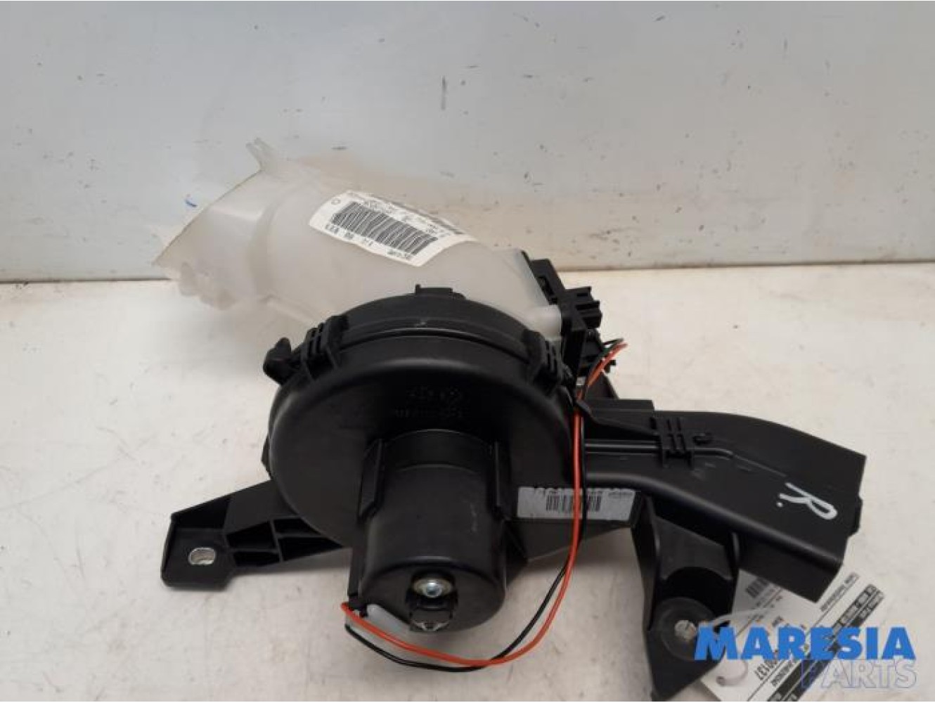 Citroen - C4 Grand Picasso - Heating and ventilation fan motor