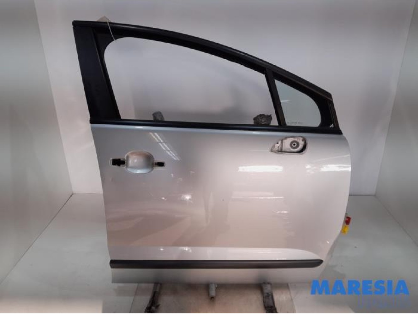 Peugeot - 5008 - Portière 4portes avant droite