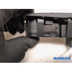 Citroen - C4 Grand Picasso - Electric window switch