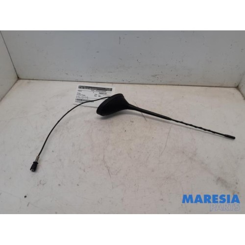 Citroen - C4 Grand Picasso - Antenne
