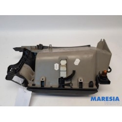Citroen - C4 Grand Picasso - Glovebox