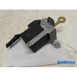 Citroen - C1 - Tailgate motor