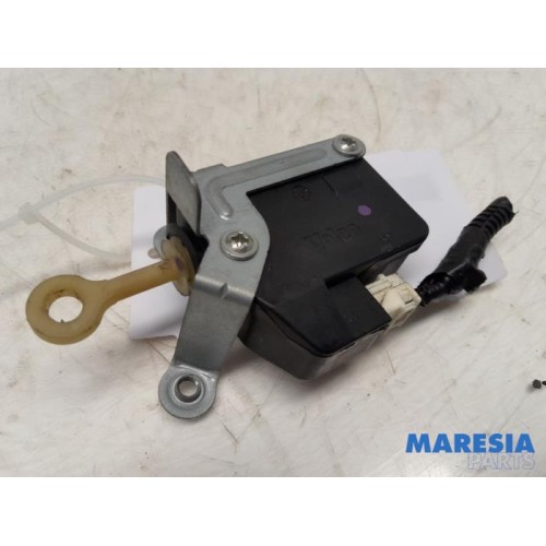 Citroen - C1 - Tailgate motor
