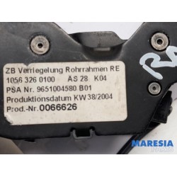 Peugeot - 307 - Cabriodach Verriegelung