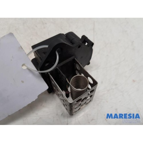 Peugeot - 307 - Cooling fan resistor