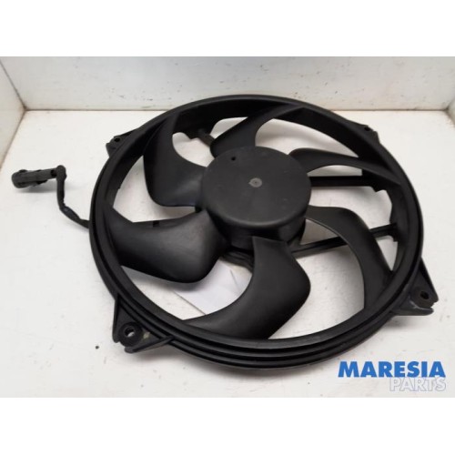 Peugeot - 307 - Fan motor