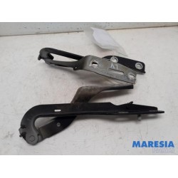 Peugeot - 307 - Bonnet Hinge