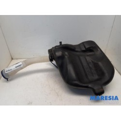 Peugeot - 307 - Front windscreen washer reservoir