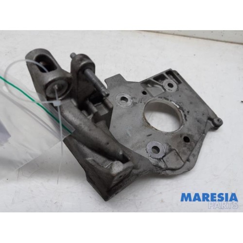 Citroen - Berlingo - Support (miscellaneous)