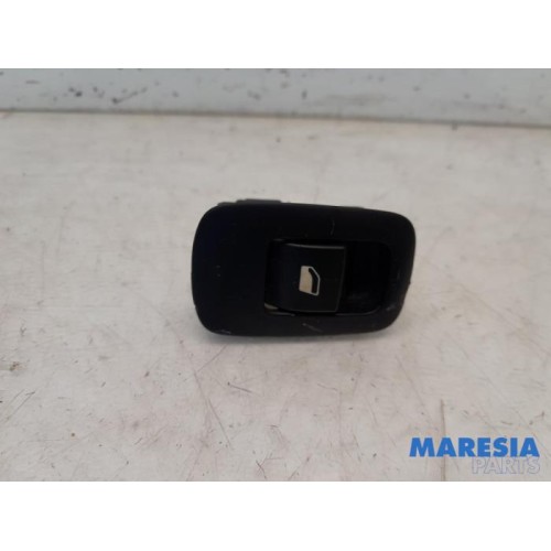 Peugeot - 307 - Electric window switch