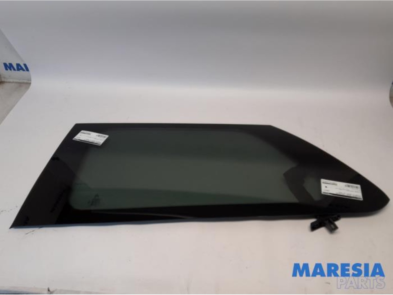 Citroen - C4 Cactus - Rear door window 4-door, left