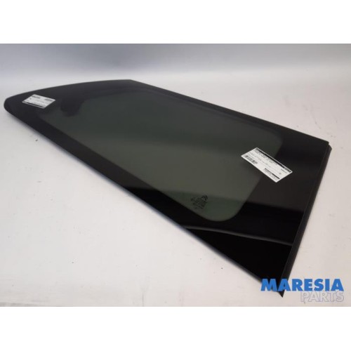 Citroen - C4 Cactus - Rear door window 4-door door, rear right
