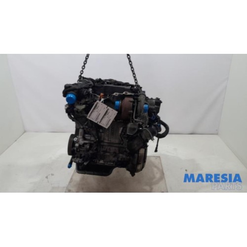 Peugeot - 5008 - Engine