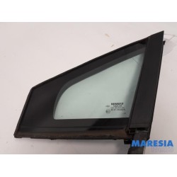 Renault - Clio - Quarter light, front right