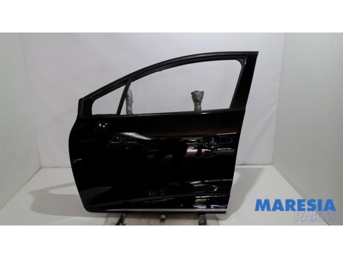 Renault - Clio - Door 4-door, front left