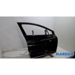 Renault - Clio - Front door 4-door, right
