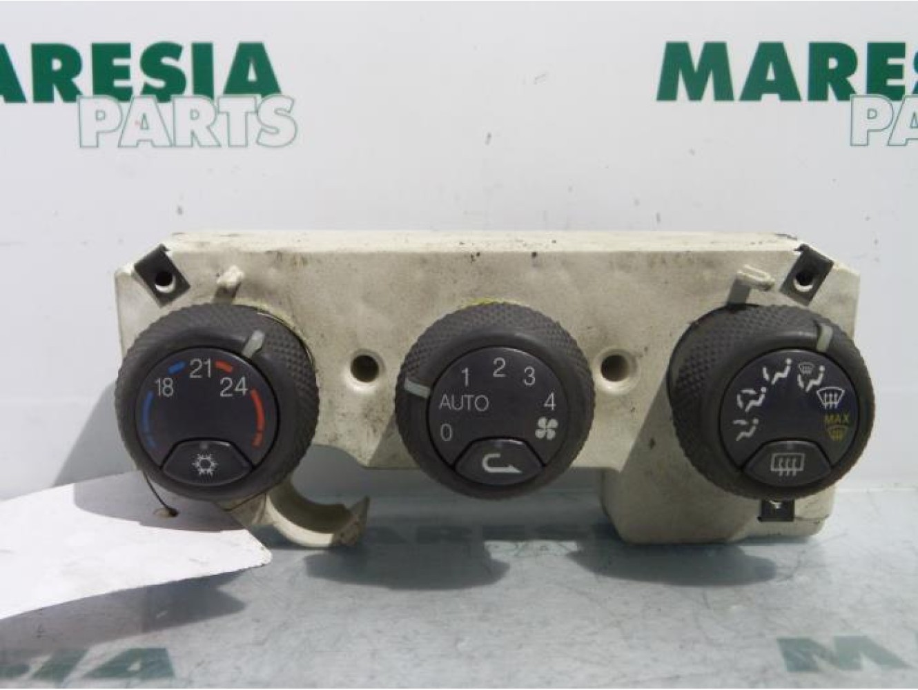 Alfa Romeo - 156 - Heater control panel