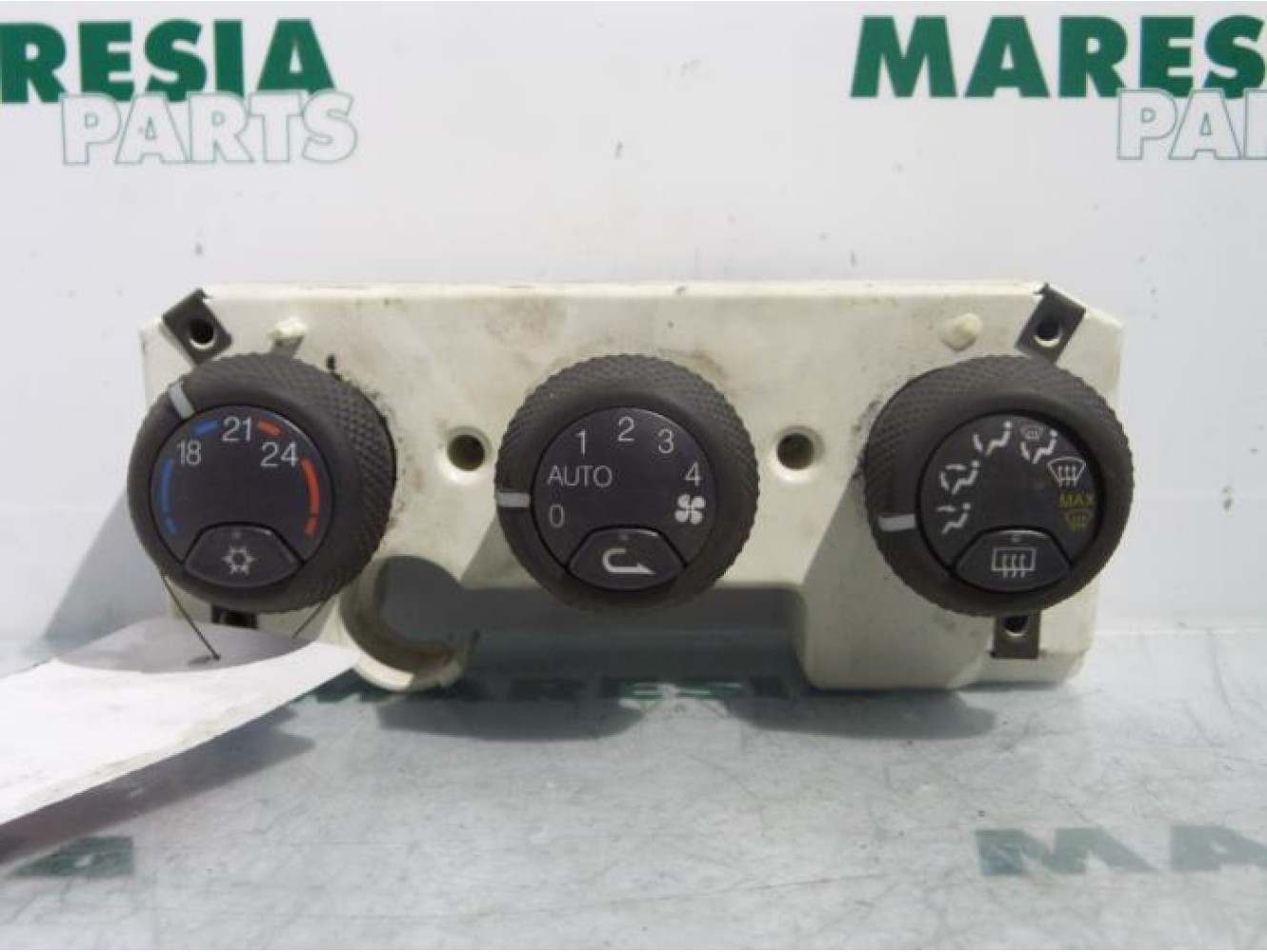 Alfa Romeo - 156 - Panneau de commandes chauffage