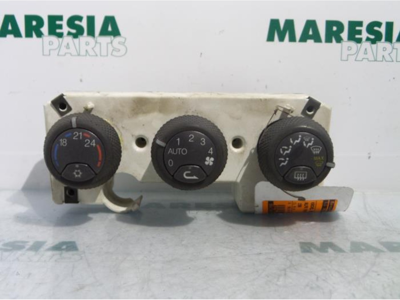 Alfa Romeo - 156 - Heater control panel