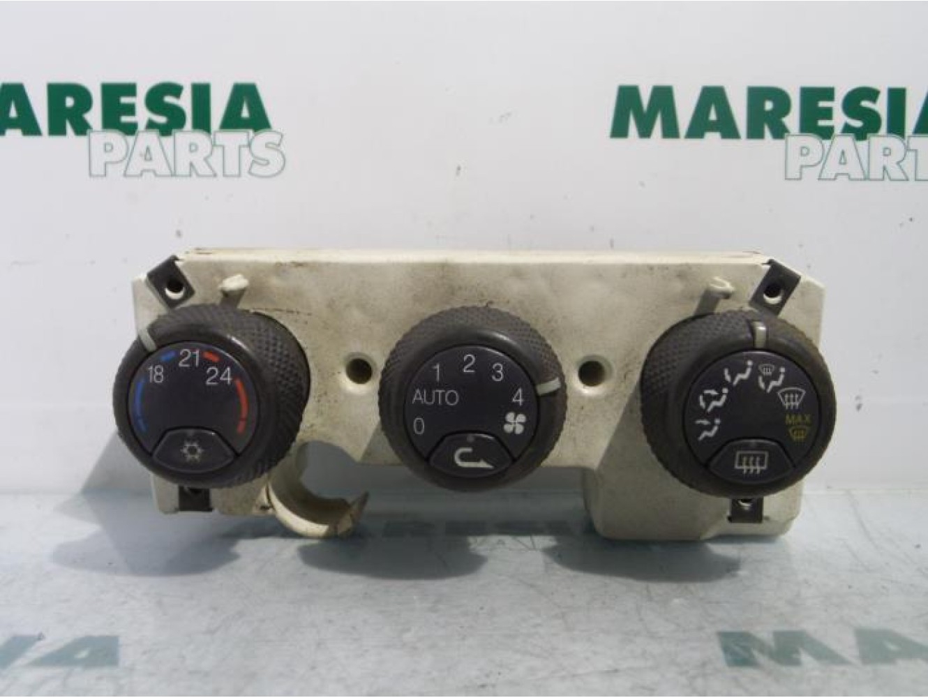Alfa Romeo - 156 - Heater control panel