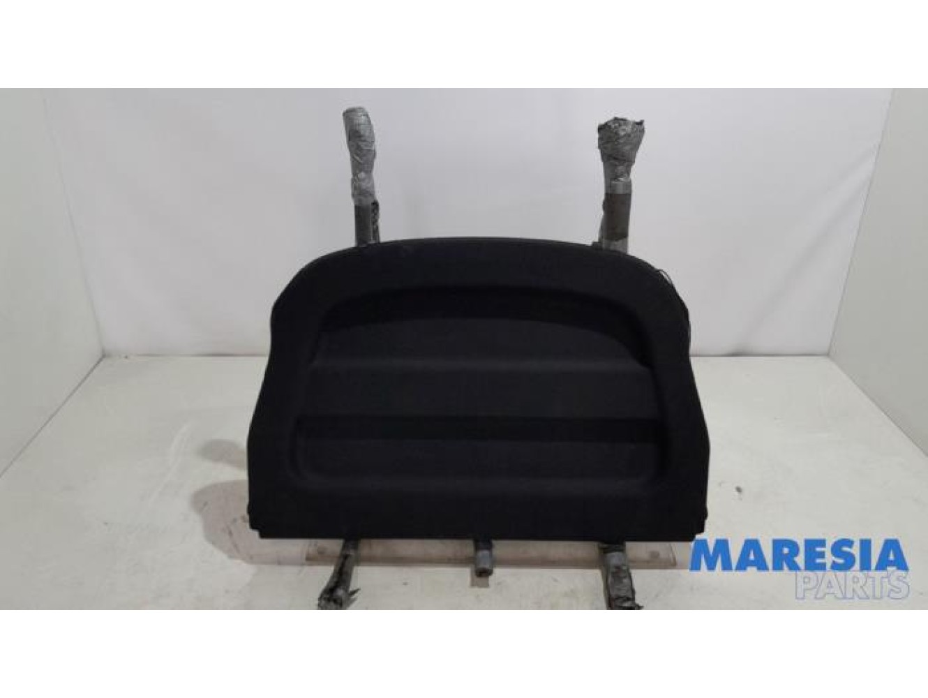 Renault - Megane - Parcel shelf