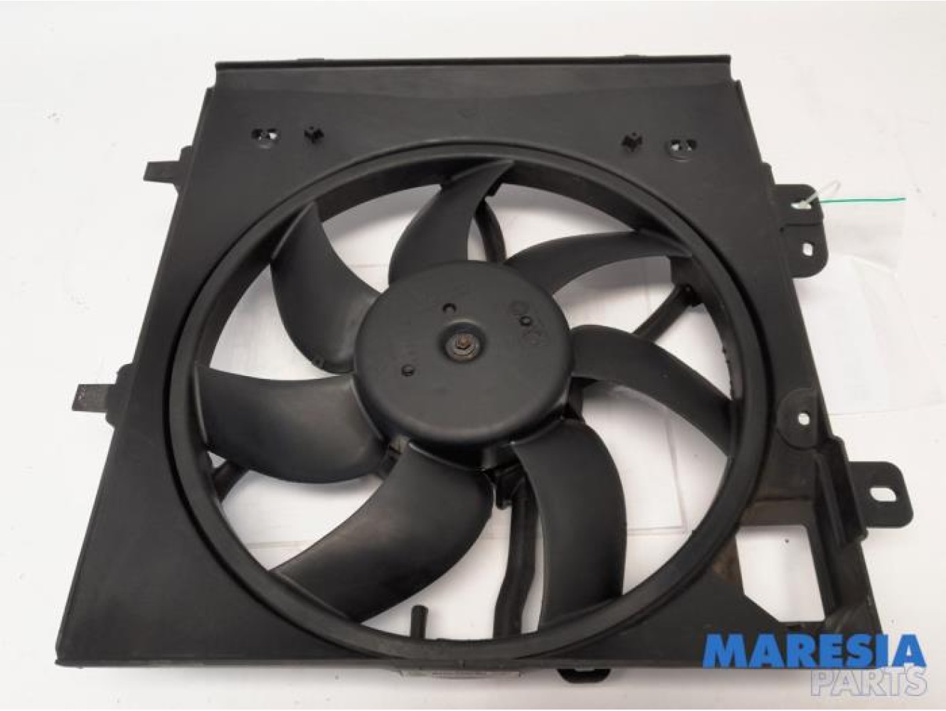 Citroen - C4 Cactus - Fan motor