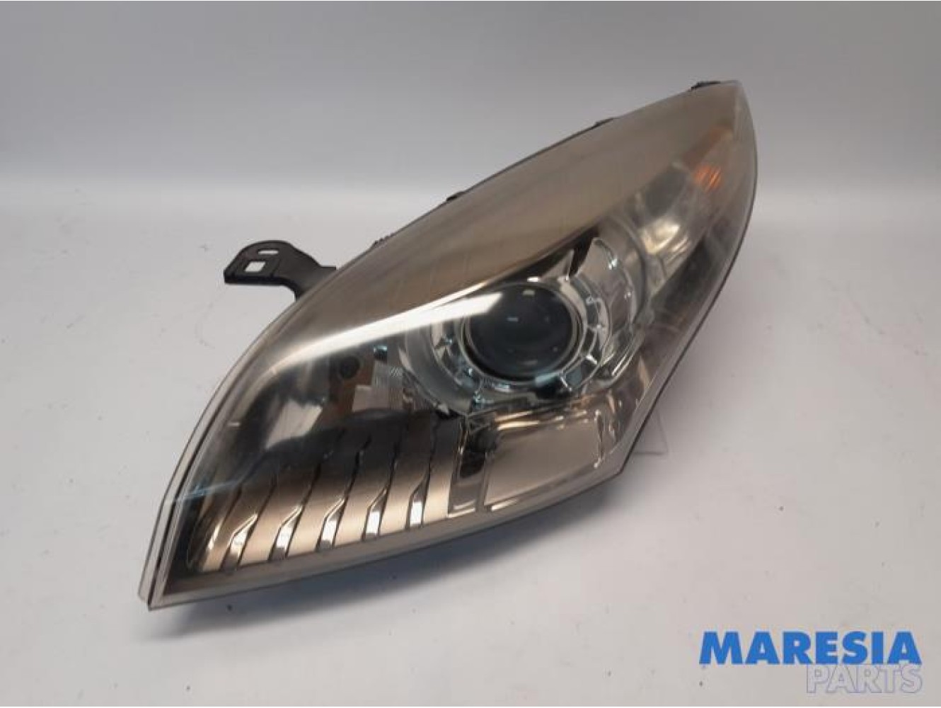Renault - Megane - Koplamp links