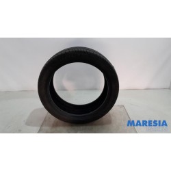 Renault - Clio - Tyre
