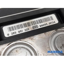 Peugeot - 5008 - Pompe ABS