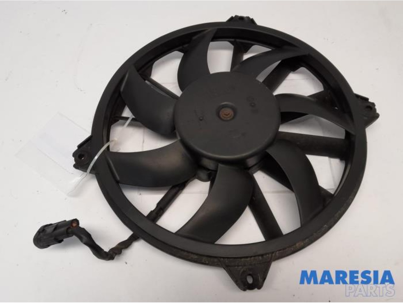 Peugeot - 5008 - Fan motor