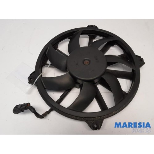 Peugeot - 5008 - Fan motor