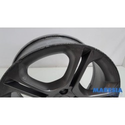 Renault - Clio - Wheel