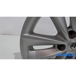 Renault - Megane - Wheel