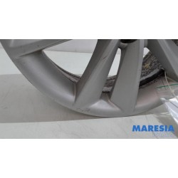 Renault - Megane - Wheel