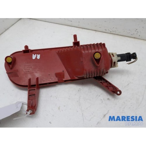 Peugeot - 5008 - Reversing light, right