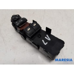 Peugeot - 5008 - Multi-functional window switch