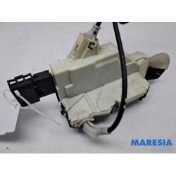 Peugeot - 5008 - Door lock mechanism 4-door, front left