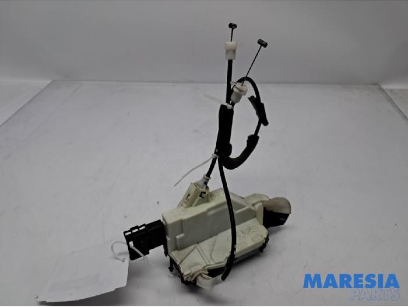 Peugeot - 5008 - Door lock mechanism 4-door, front left