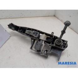 Peugeot - 5008 - Door handle 4-door, front left
