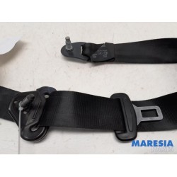 Peugeot - 5008 - Rear seatbelt, right