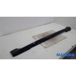 Renault - Clio - Side skirt, right
