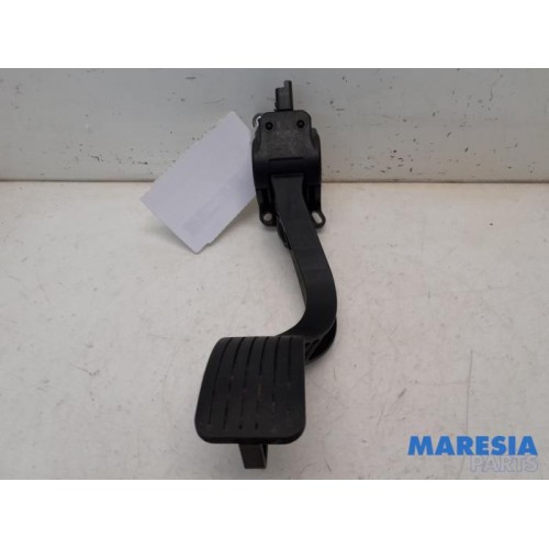 Peugeot - 5008 - Gaspedaalpositie Sensor