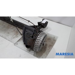 Renault - Clio - Rear-wheel drive axle