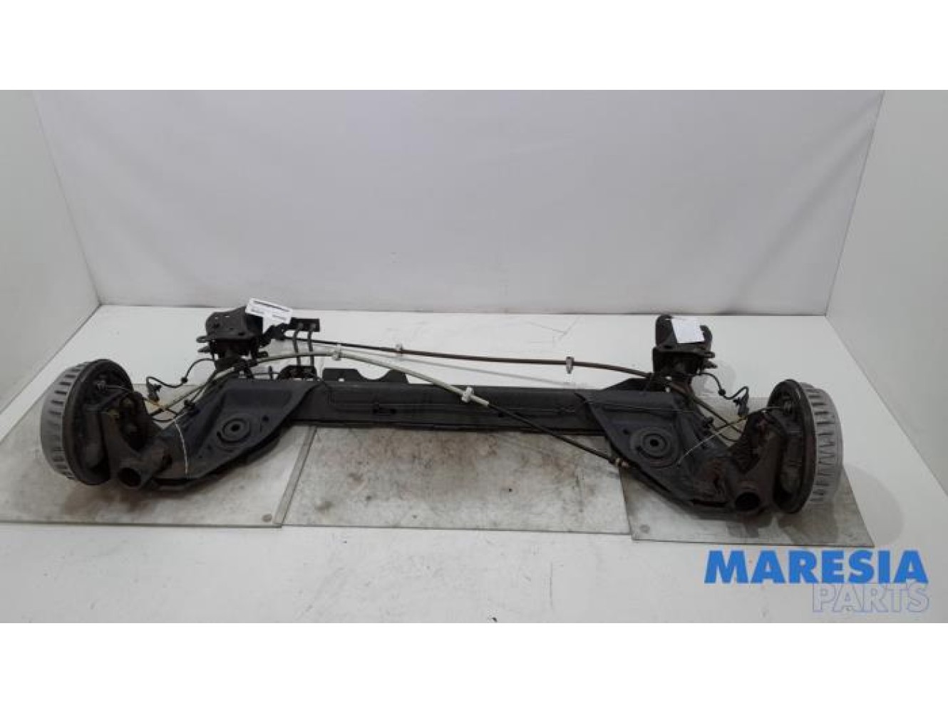Renault - Clio - Rear-wheel drive axle