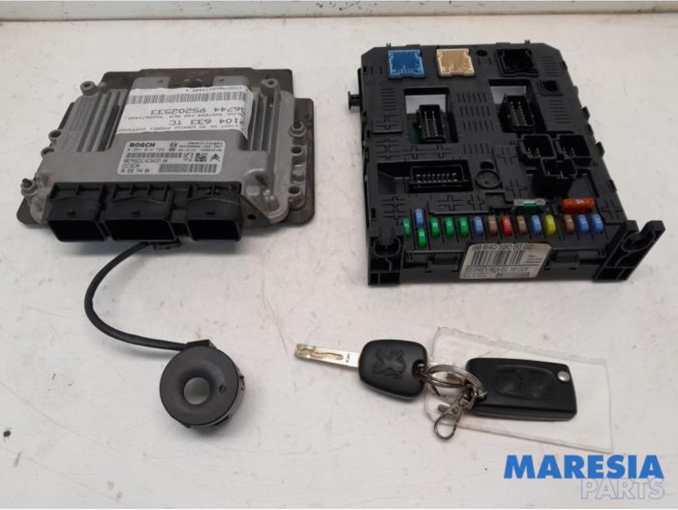 Peugeot - 5008 - Engine management computer