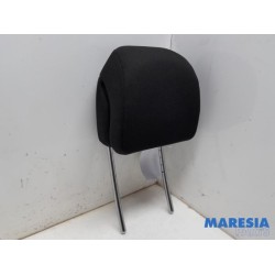 Peugeot - 5008 - Headrest